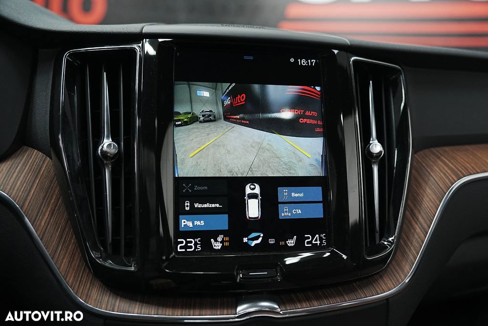 Volvo XC 60 Recharge T8 Twin Engine eAWD Inscription - 39