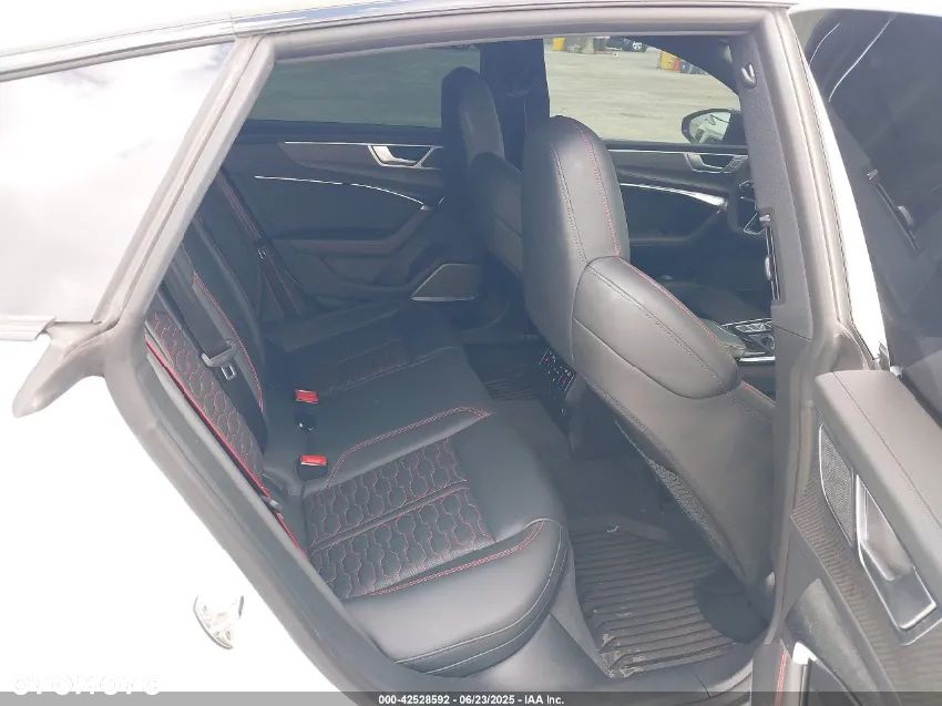 Audi RS7 Sportback - 8