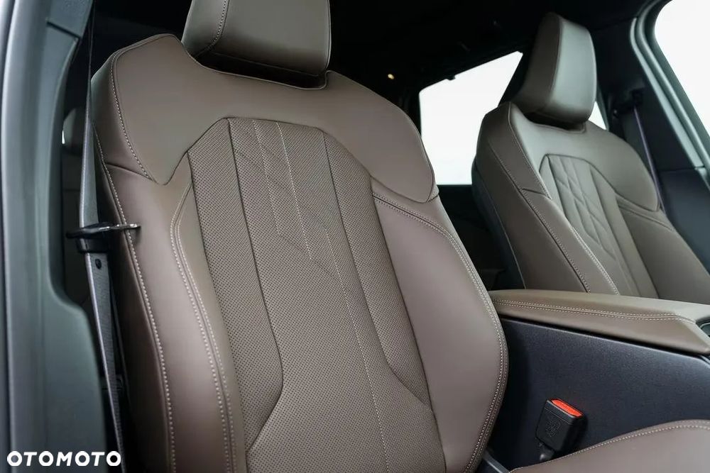 BMW X3 20 xDrive - 11