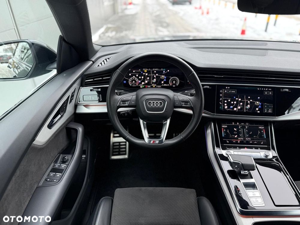 Audi Q8 - 13
