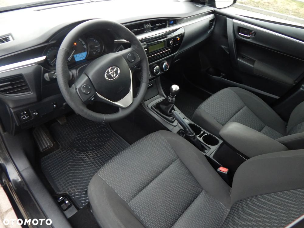 Toyota Corolla 1.6 Luna - 10