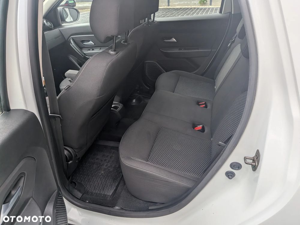 Dacia Duster 1.0 TCe Essential - 12
