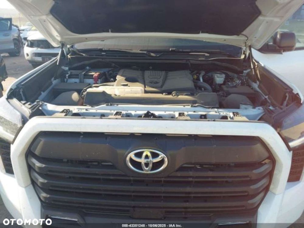 Toyota Tundra - 6