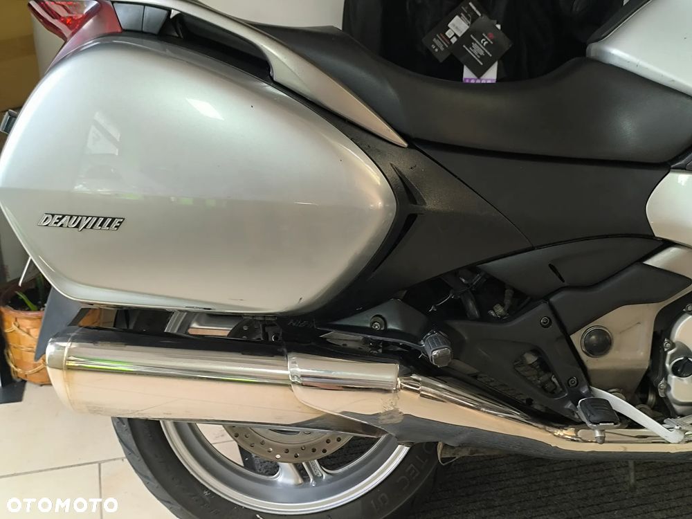 Honda Deauville - 22