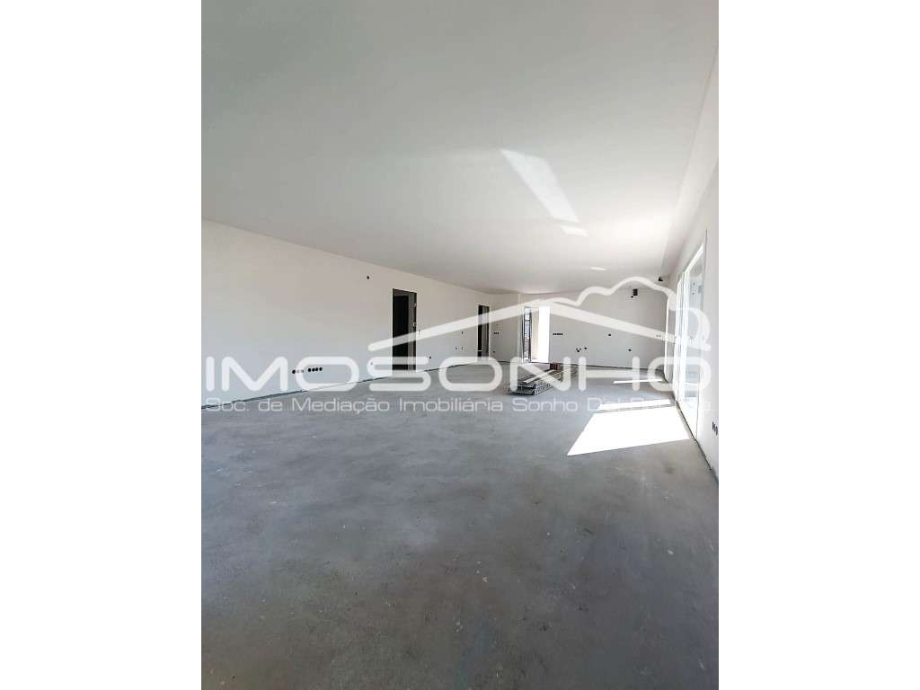 Moradia T3 de linhas modernas - Grande imagem: 4/19