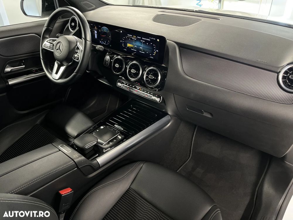 Mercedes-Benz GLA 200 d 4MATIC 8G-DCT Progressive - 30