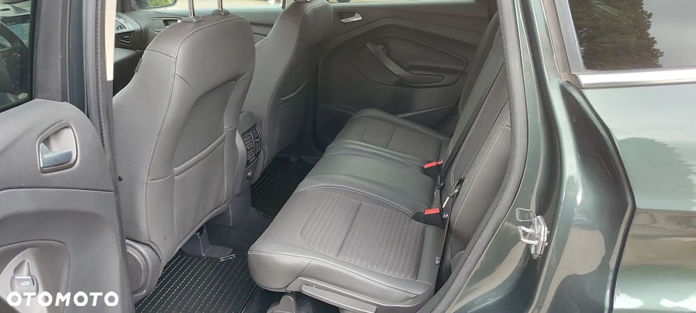 Ford Kuga 2.0 TDCi 4WD Titanium - 25