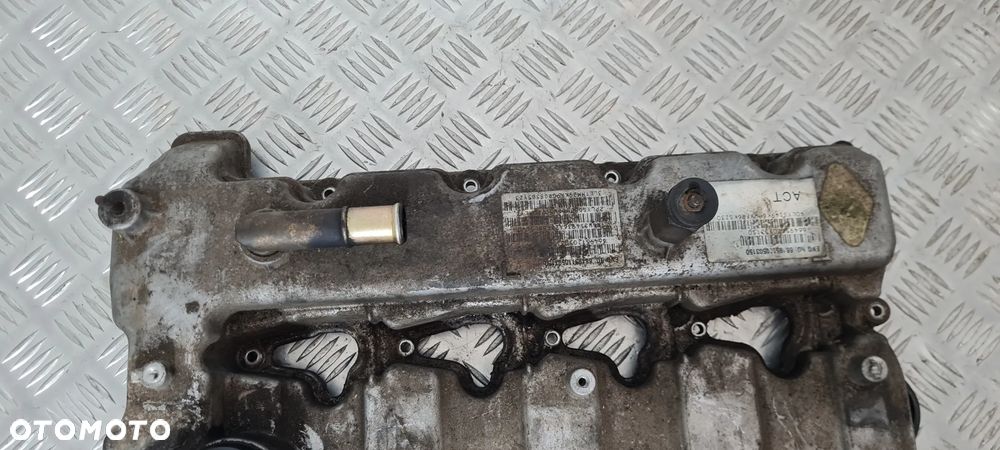 Ssangyong Actyon 2.0 Pokrywa Zaworów - 3