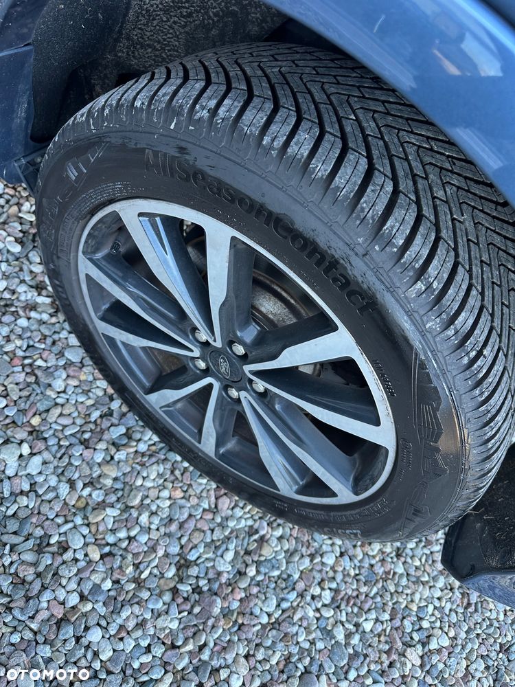 Ford Kuga 1.5 EcoBoost 2x4 ST-Line - 11