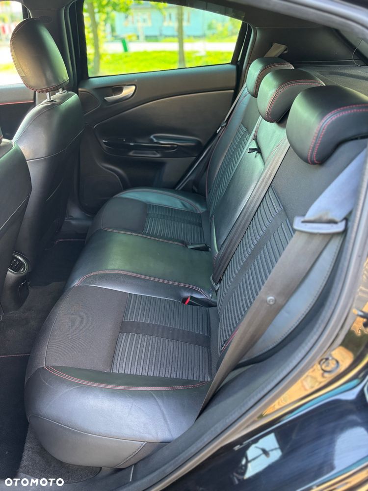 Alfa Romeo Giulietta 1.4 TB MultiAir Distinctive - 19