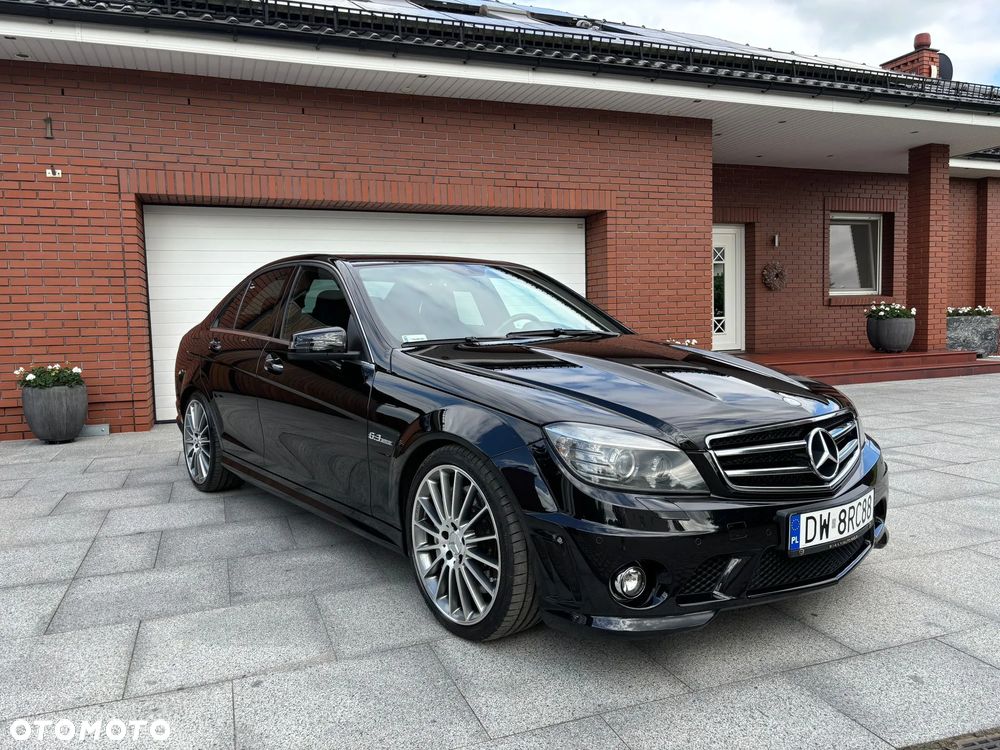 Mercedes-Benz Klasa C 63 AMG - 3