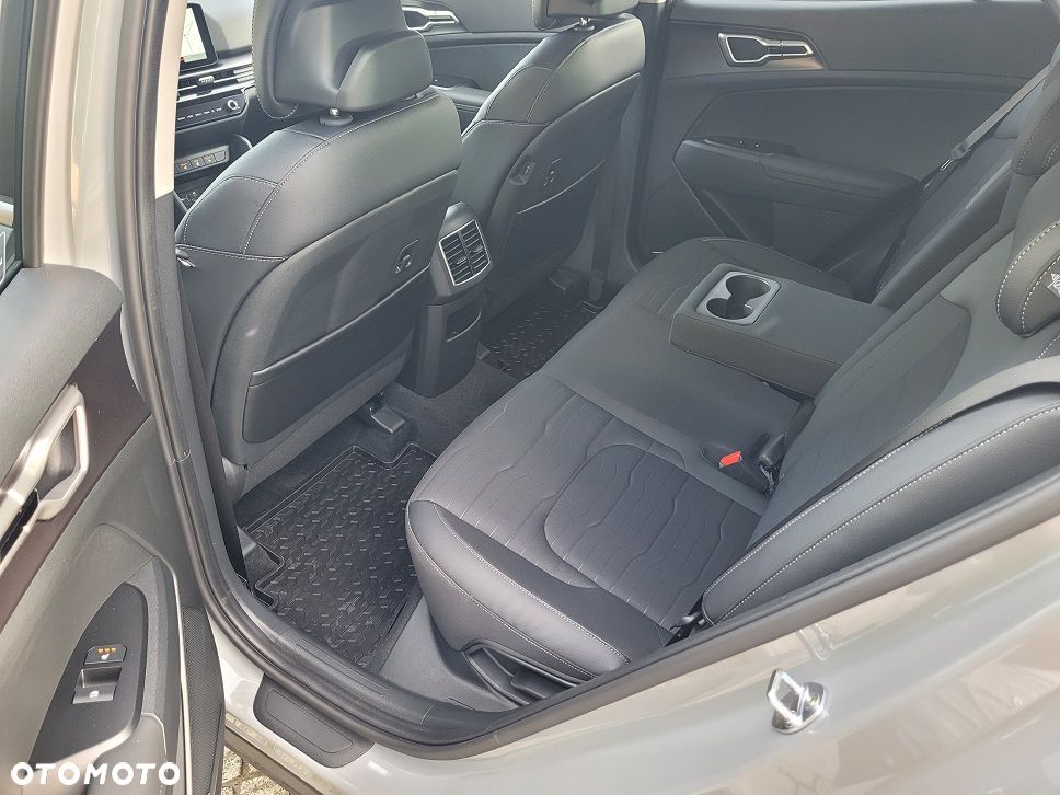 Kia Sportage 1.6 T-GDI Business Line 2WD - 19