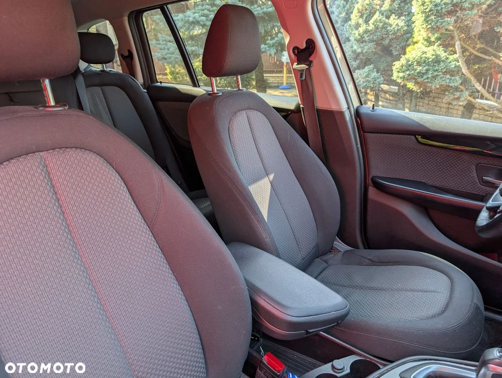 BMW Seria 2 218i GT - 5