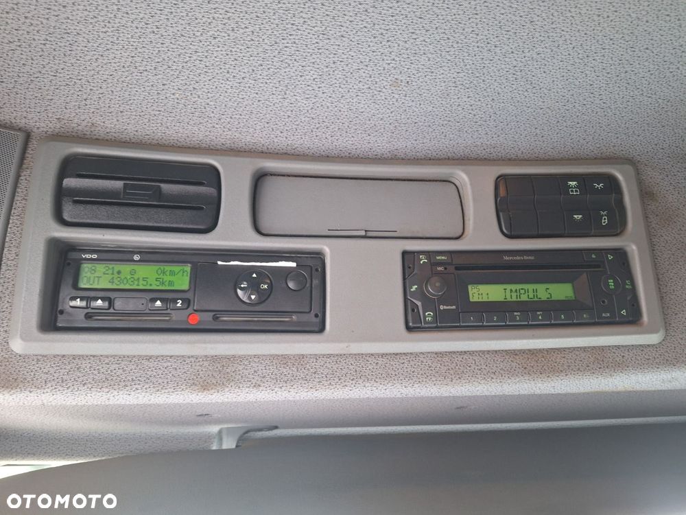 Versalift Actros 1832 L - 24