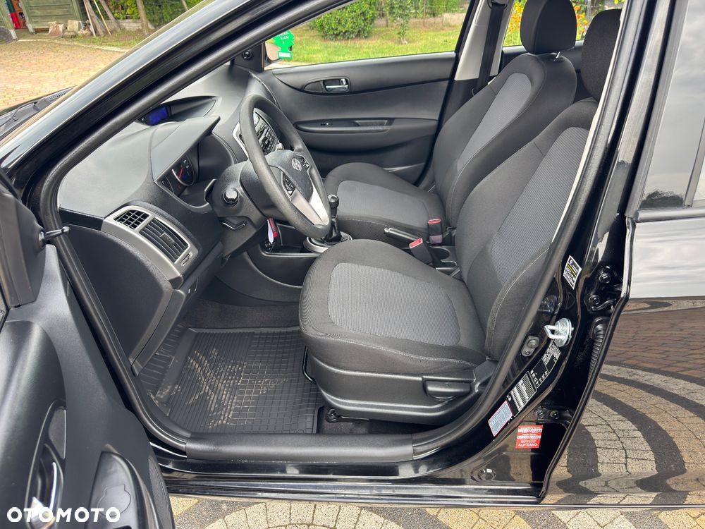 Hyundai i20 - 31
