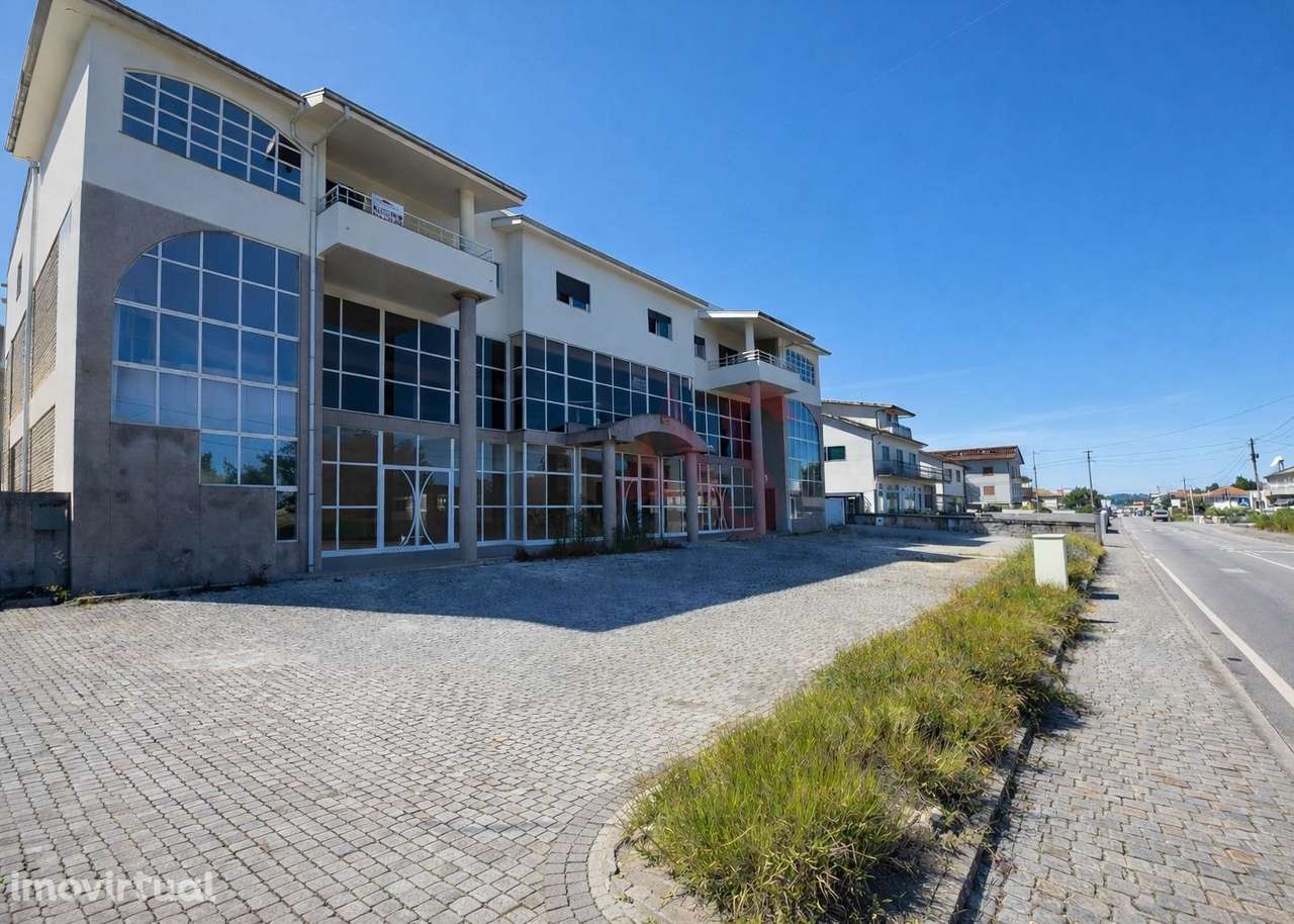 Espaço Comercial em Carvalhosa de 2 Andares, Paços de Ferreira - Grande imagem: 3/11