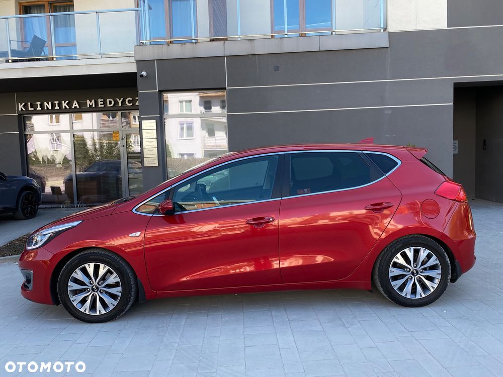 Kia Ceed 1.6 GDI L Business Line - 16