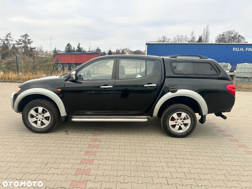 Mitsubishi L200 2.5 DID Special Edition Sport - 3