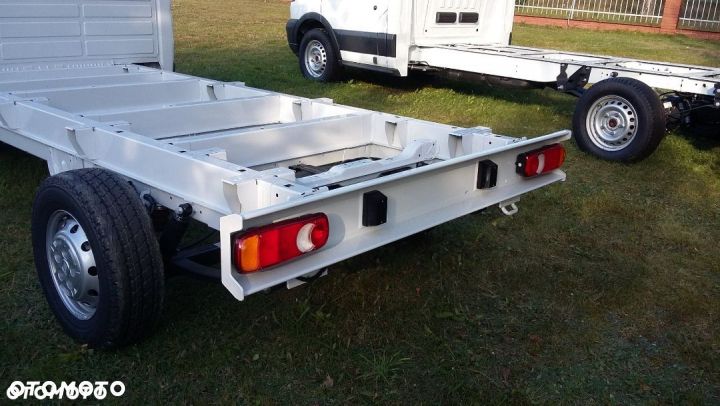 Ducato Zderzak Belka tylna - skrzyniowy rama, - 16