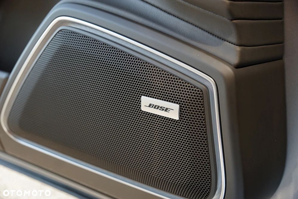 Porsche Panamera 4 E-Hybrid - 18
