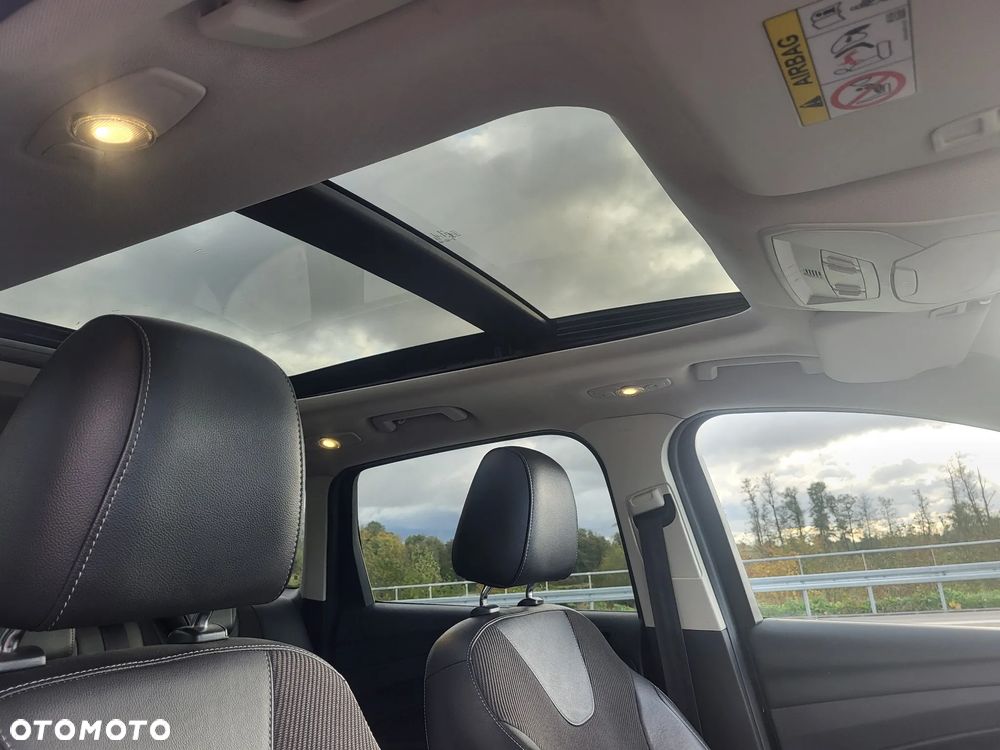 Ford Kuga 2.0 TDCi 4x4 Titanium - 11