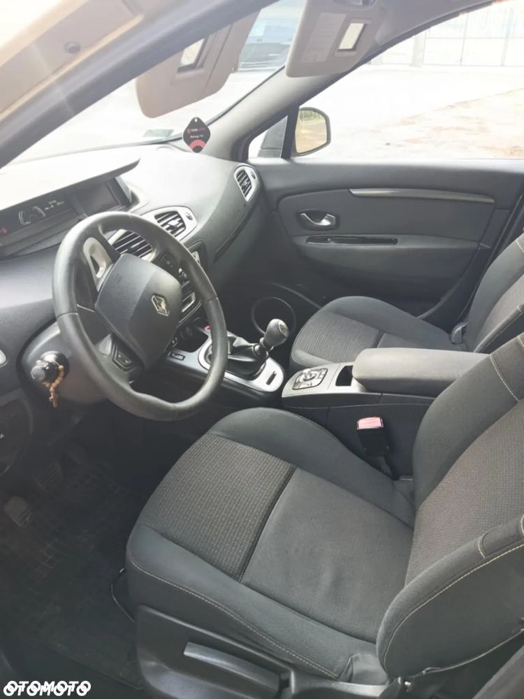 Renault Scenic - 7