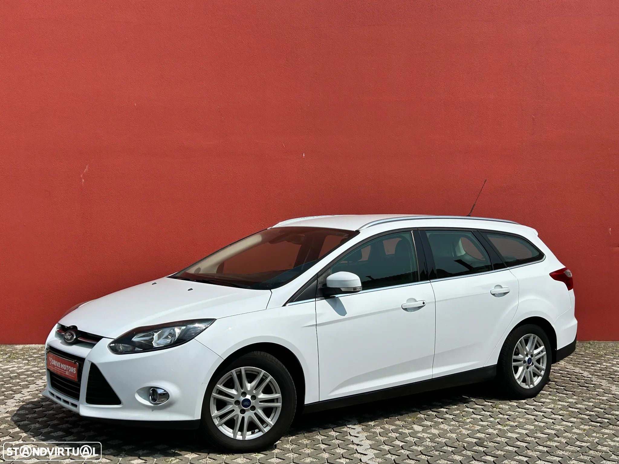 Ford Focus SW 1.0 EcoBoost S&S Business Edition - 1