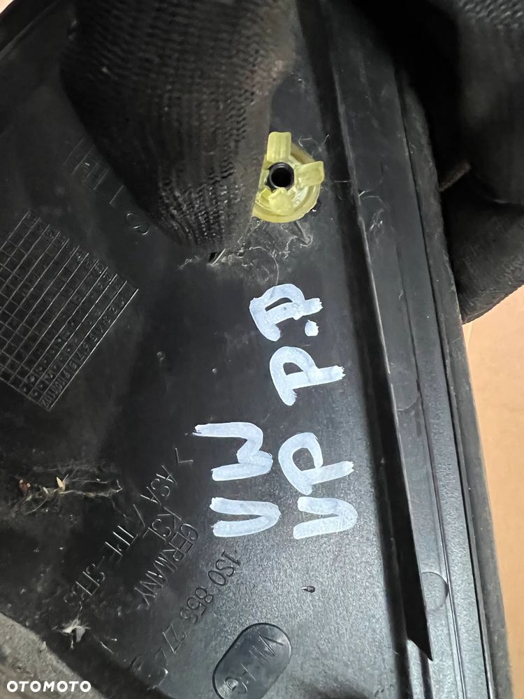 Osłona zaślepka trójkąt błotnika lusterka prawa VW UP 1S0853274B - 5