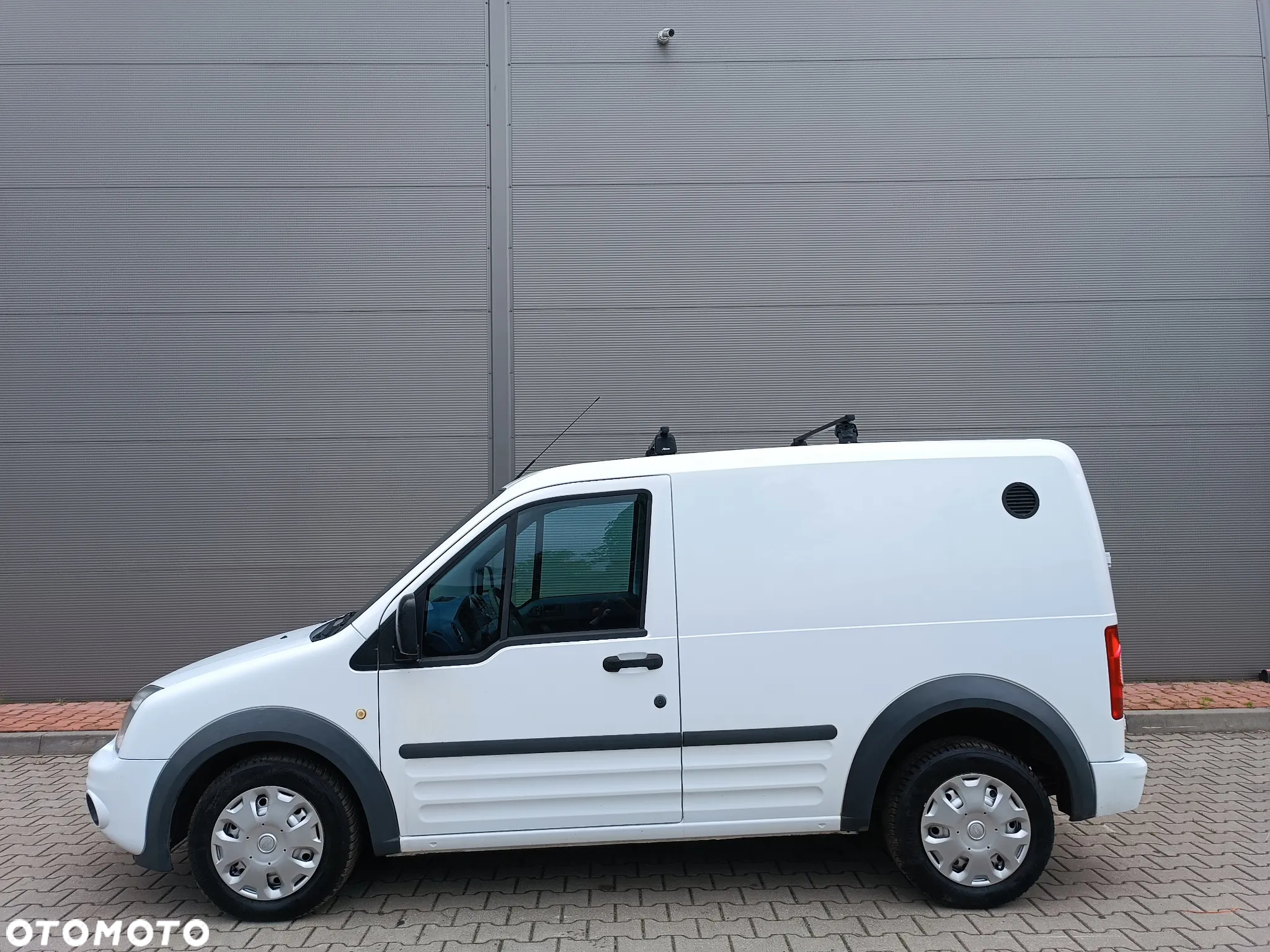Ford Transit Connect - 8
