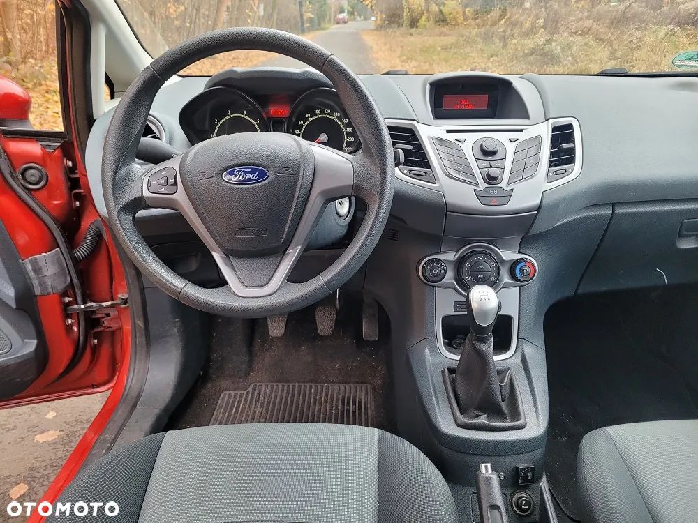 Ford Fiesta 1.4 Trend - 9