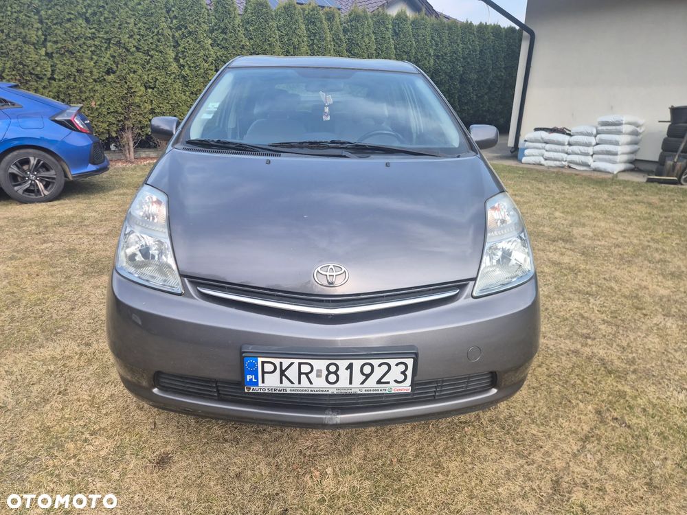 Toyota Prius - 2