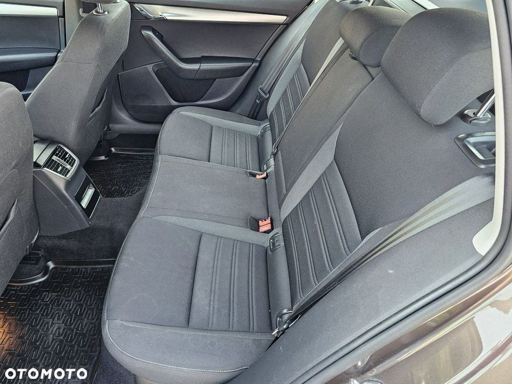 Skoda Octavia 1.6 TDI Ambition - 31