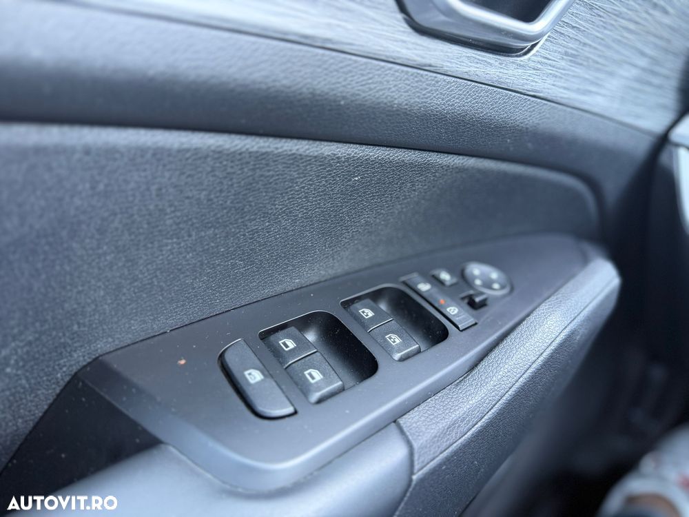 Kia Sportage 1.6 DSL 7DCT HP 4x2 Style - 30