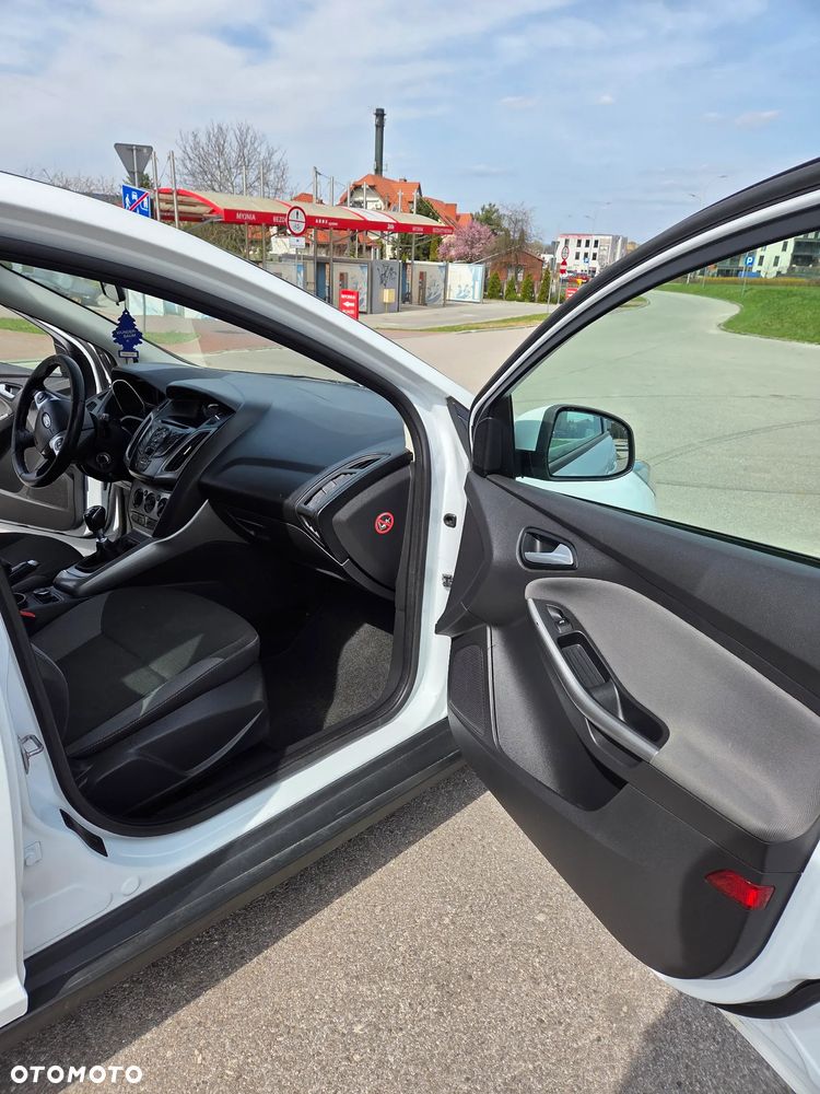 Ford Focus 1.6 TDCi Trend - 12