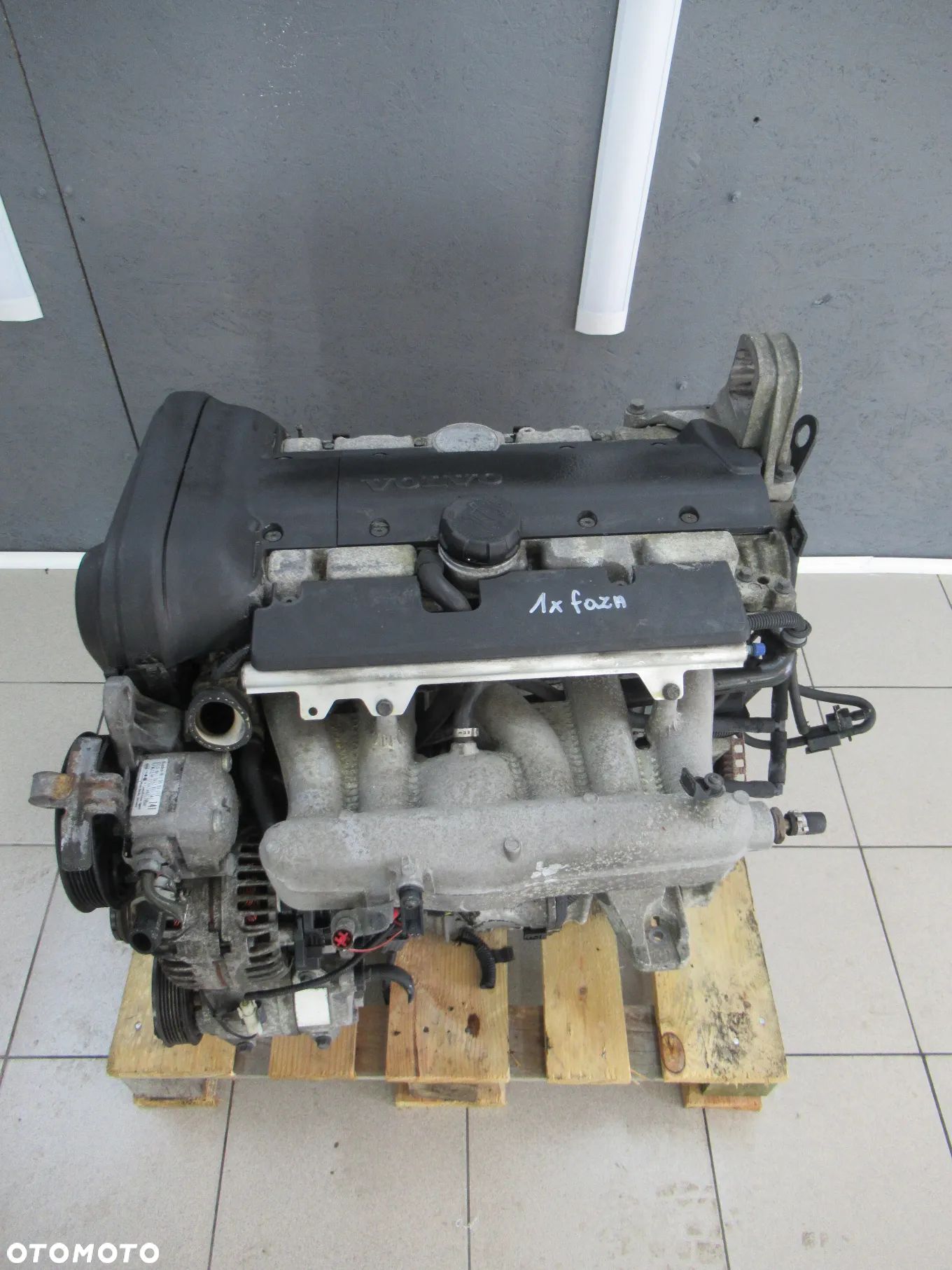 Silnik kompletny Volvo V70 XC70 S60 b5244t 2.4t - 1