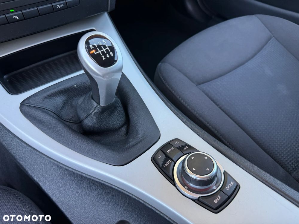BMW Seria 3 - 12