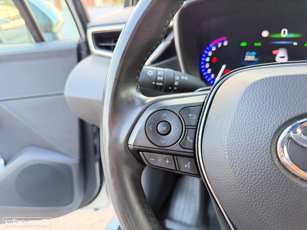 Toyota Corolla 2.0 Hybrid Exclusive - 30