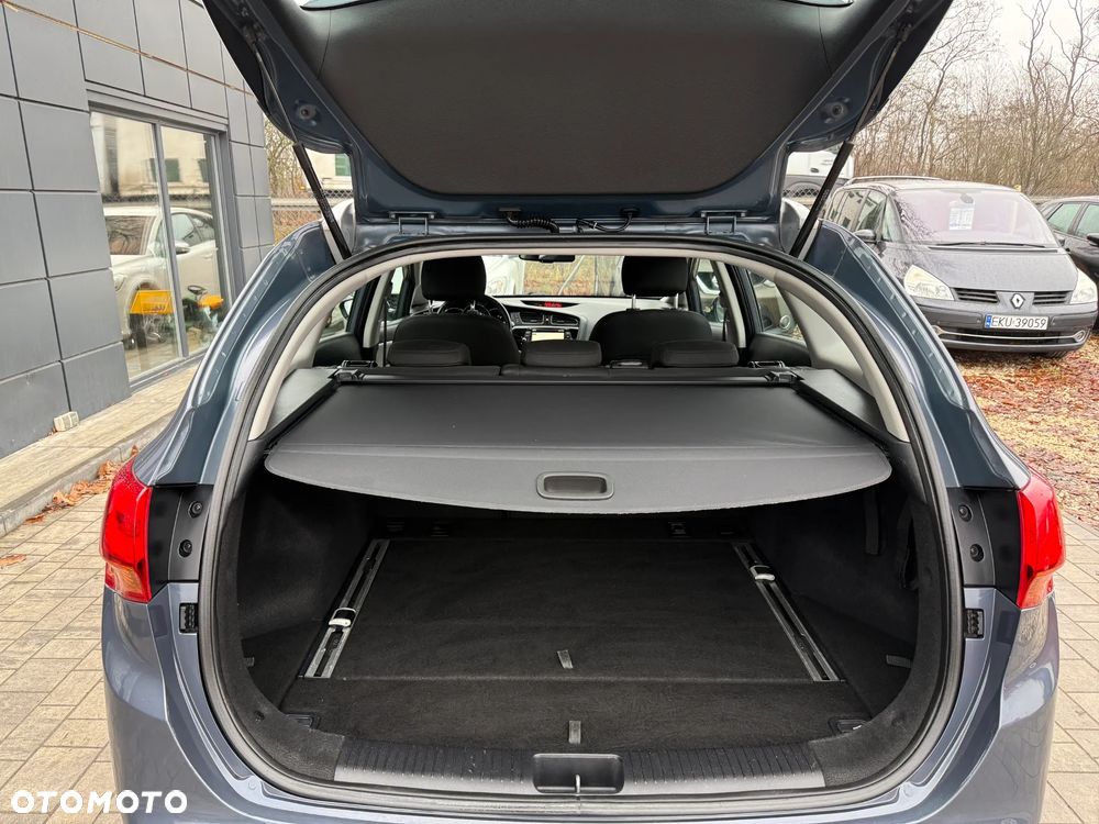 Kia Ceed 1.6 GDI ISG Spirit - 25