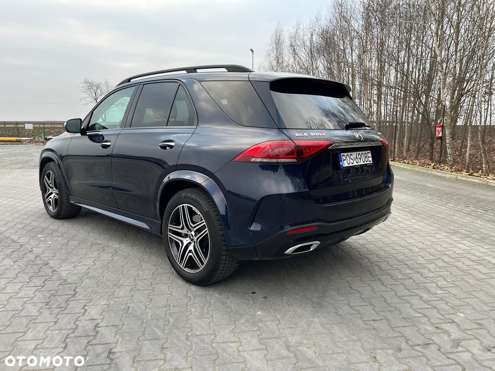 Mercedes-Benz GLE 300 d 4-Matic - 4