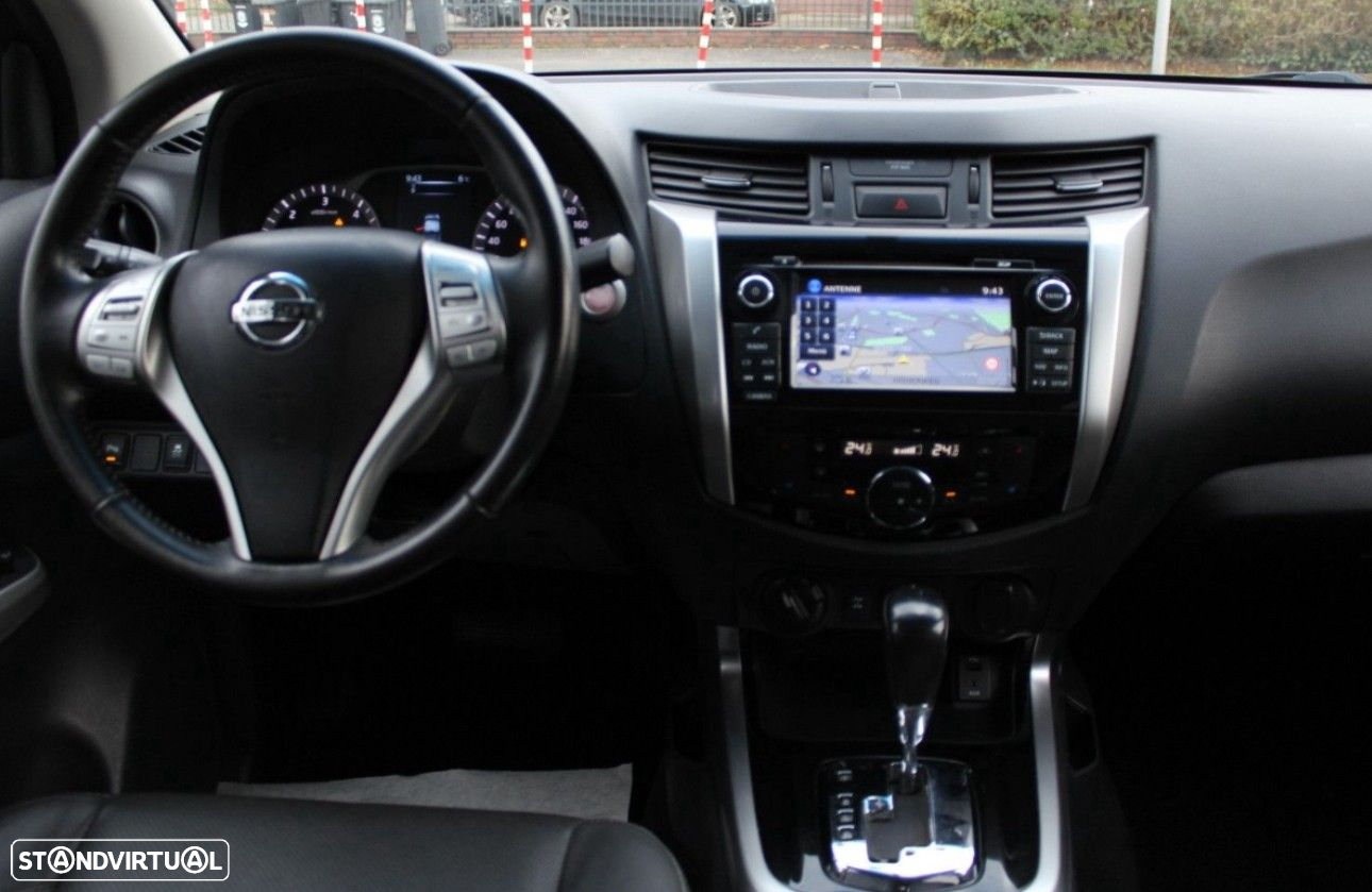 Nissan Navara DC 4x4 Auto Tekna - 11