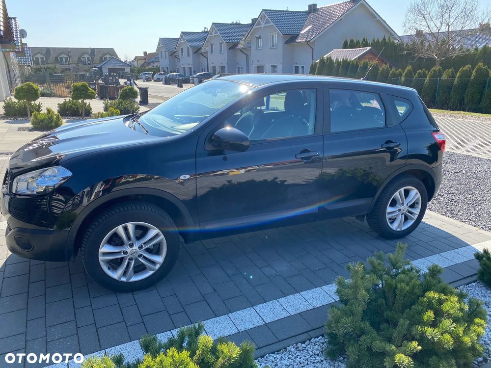 Nissan Qashqai - 1