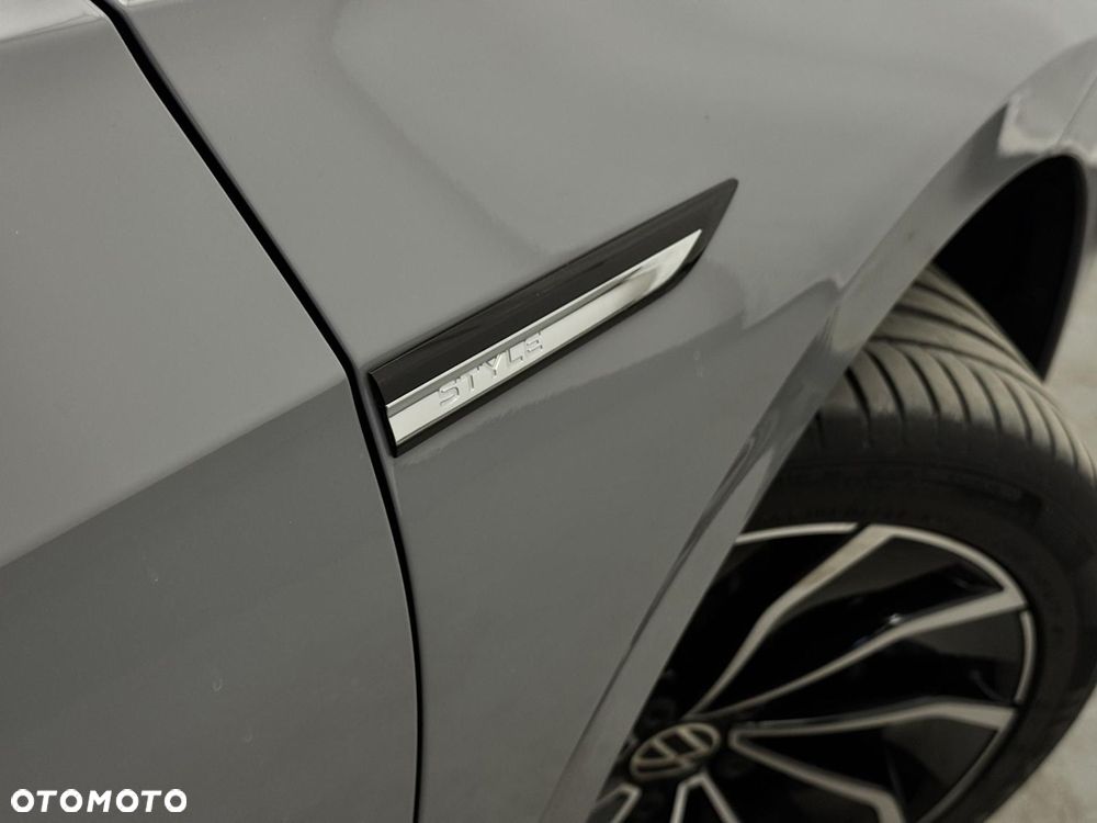 Volkswagen Golf - 11