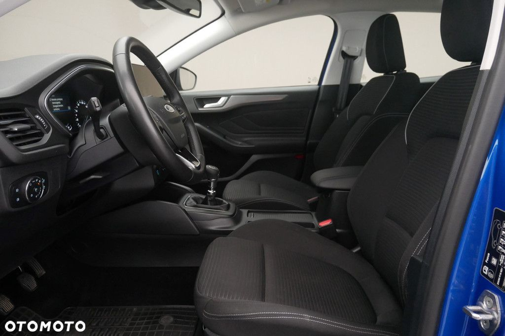 Ford Focus 1.0 EcoBoost Titanium - 12