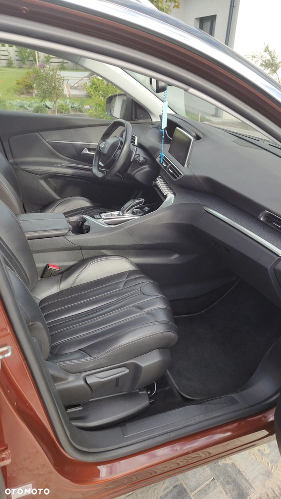 Peugeot 3008 1.2 PureTech Allure S&S EAT6 - 10