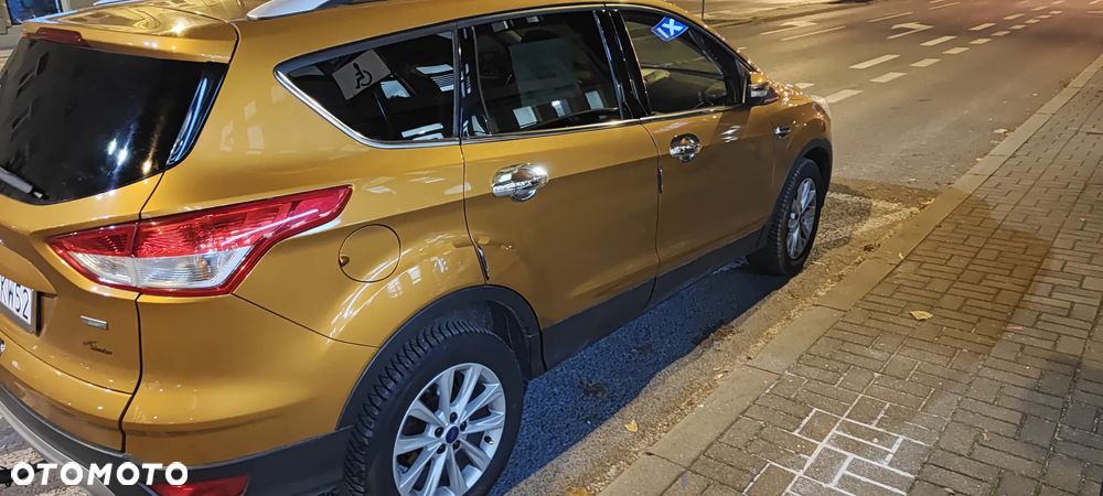 Ford Kuga 1.5 EcoBoost 2x4 Titanium - 4