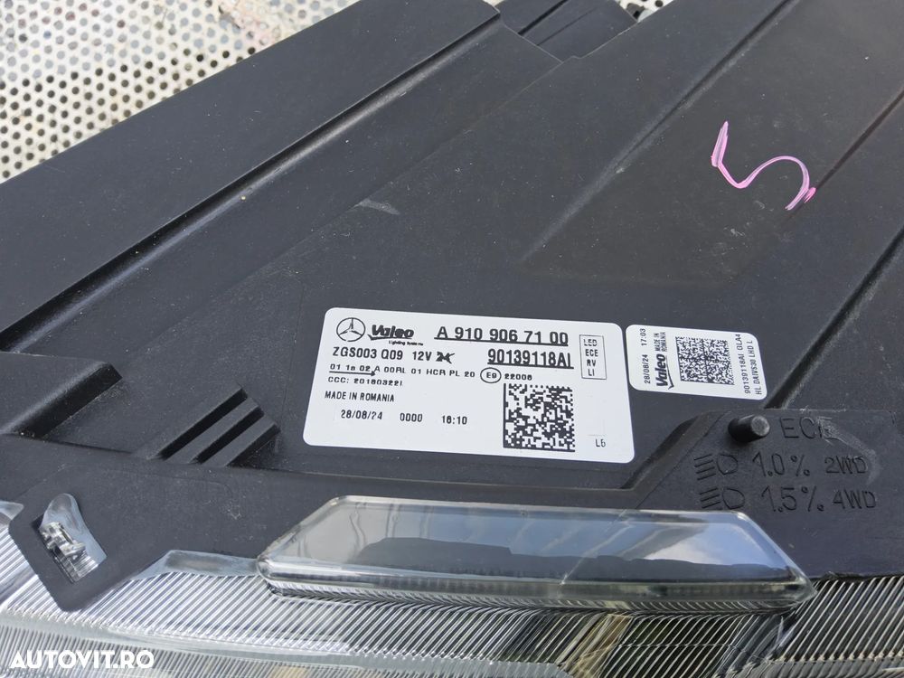 Far Led Mercedes Sprinter w907 far stânga led w910 Sprinter cod a9109067100 cu ureche rupta mic defect - 5