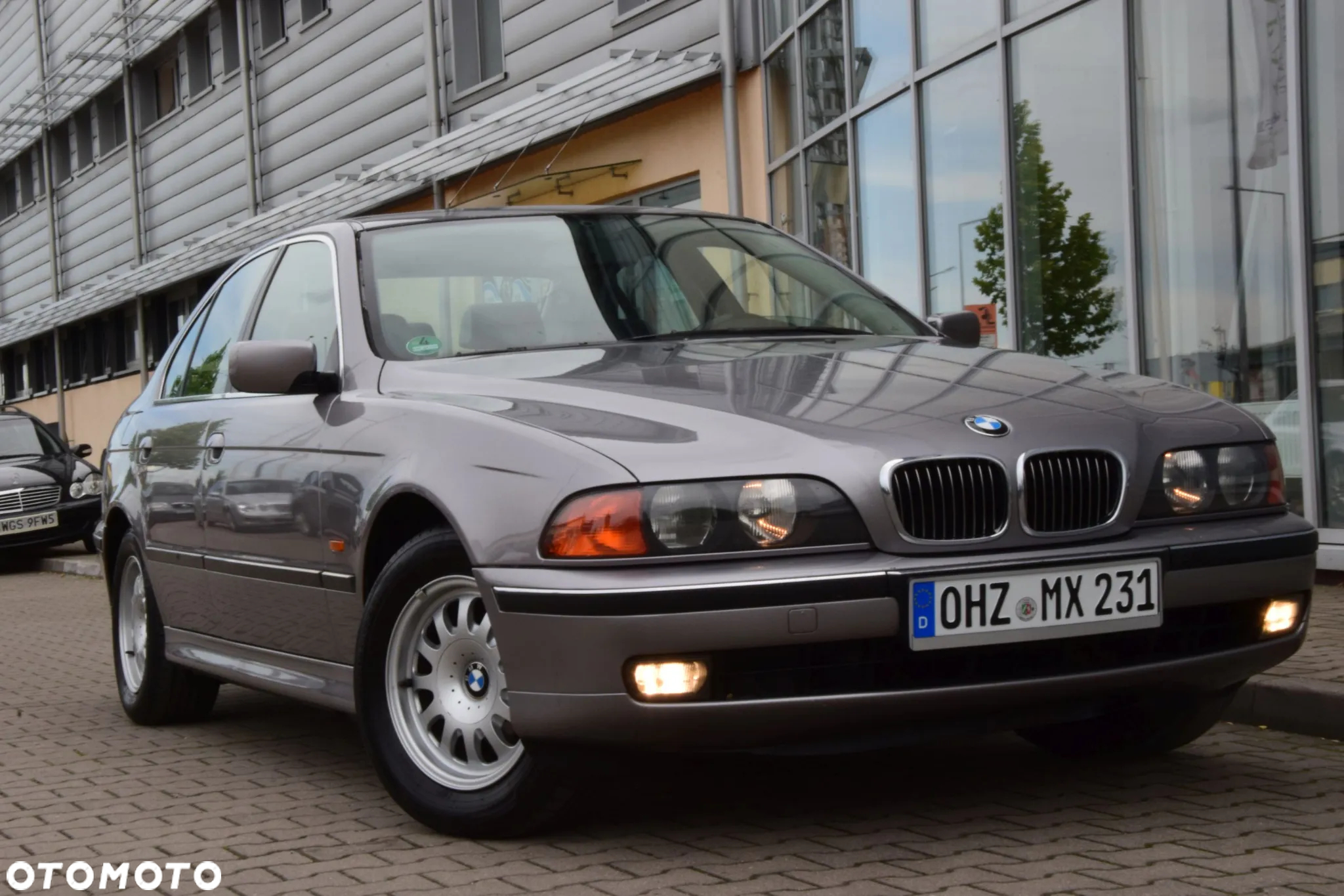 BMW Seria 5 523i - 2