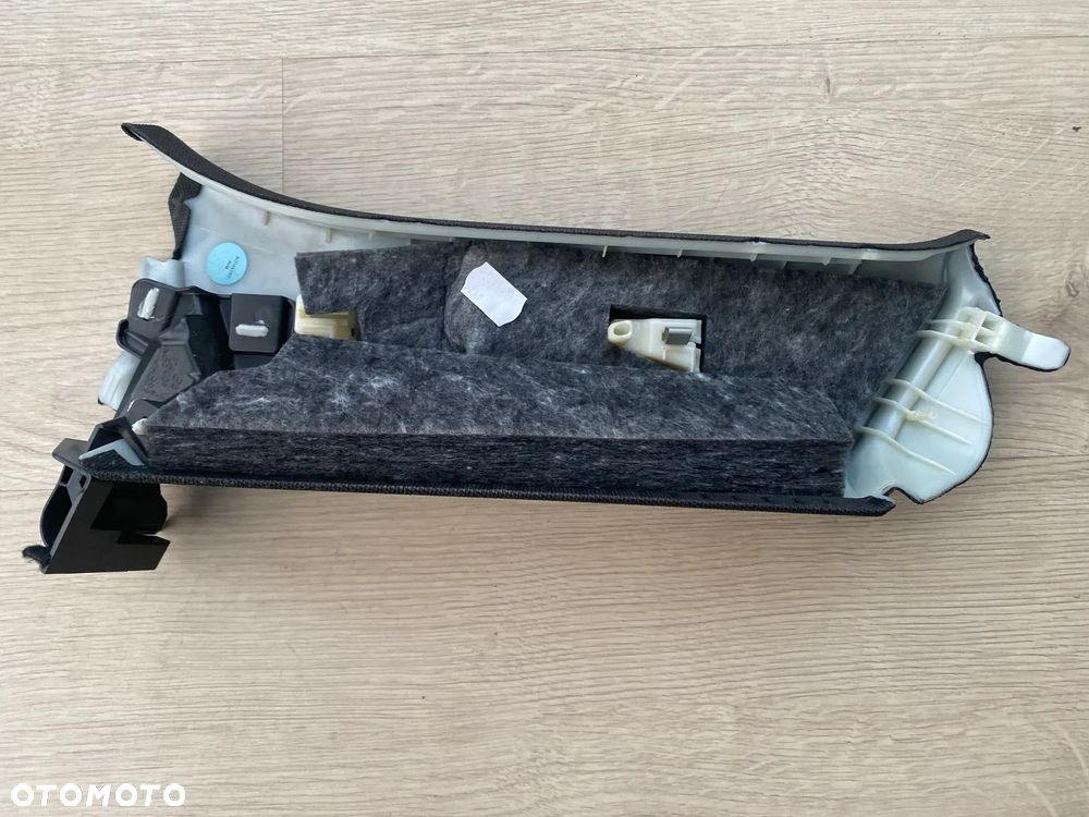 KOMPLET OSŁONA NAKŁADKA SŁUPKA CZARNA PRAWA LEWA AUDI A3 8V - 3