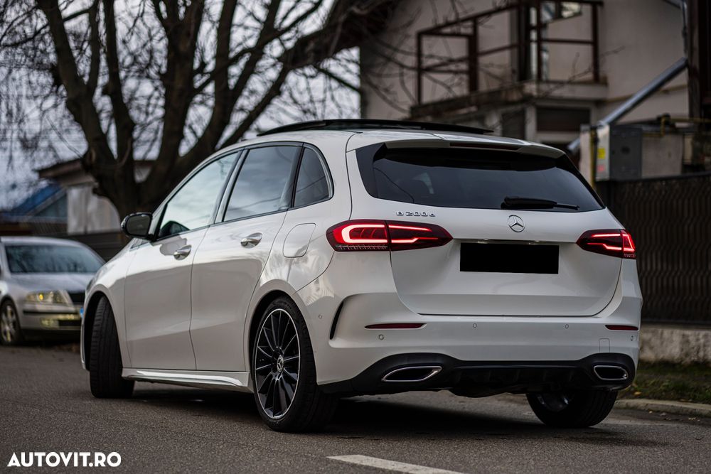 Mercedes-Benz B 200 d 8G-DCT AMG Line - 2