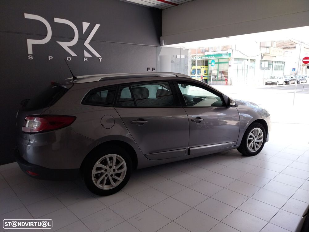 Renault Mégane Sport Tourer 1.5 dCi Confort SS - 4